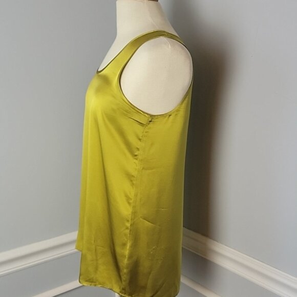 J.JILL Chartreuse Green Yellow 100% Silk Scoop Neck Sleeveless Shell Tank Top S - Picture 2 of 14